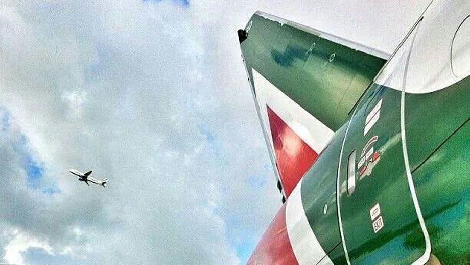 Alitalia goes low-cost in Europe, premium on international routes